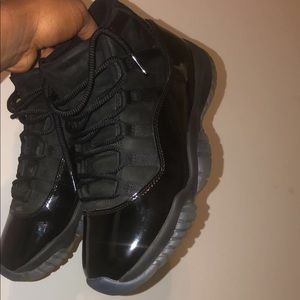 Cap n gown Jordan 11s
